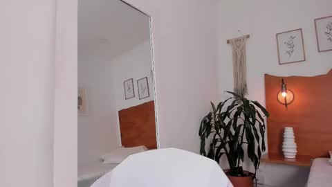 Snapshot of killua_zagarra_ chatting on 09.10.25 Kilua Muscle guy online show from 09.10.25