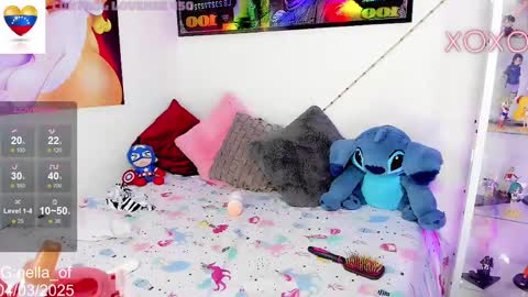 Snapshot of kilye_nellaa chatting on 03.05.25 kylie anthonella online show from 03.05.25