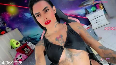Snapshot of kilye_nellaa chatting on 06.04.26 kylie anthonella online show from 06.04.26