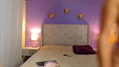 Mia  Kim online show from 09.25.25