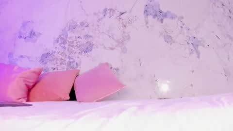 Snapshot of kim_baker1 chatting on 09.24.25 kim online show from 09.24.25