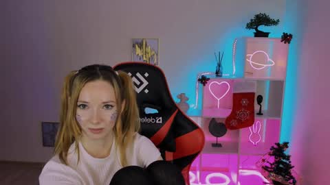 Snapshot of kim_boyd chatting on 12.14.24 kim_boyd online show from 12.14.24