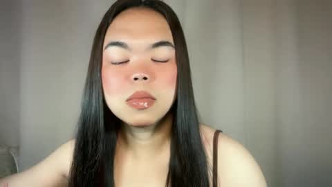 KYLIE online show from 12.14.25