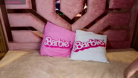 Snapshot of kim_lush_s chatting on 09.26.25 kim_lush_s online show from 09.26.25