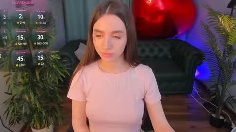 Snapshot of kim_lyn chatting on 02.22.25 KIM online show from 02.22.25