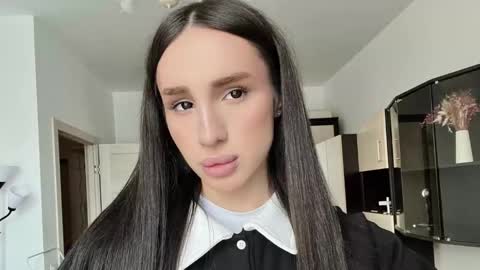 Kim Oberlin online show from 02.13.26