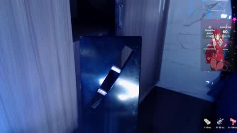 Snapshot of kim_perrii chatting on 11.07.25 Kim online show from 11.07.25