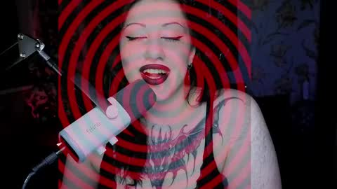 Hi Im Kimberly but u can call me Kim. Turn on ur sound i love to talk and moan online show from 05.20.26