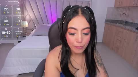 kim online show from 11.10.25