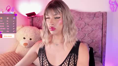 Snapshot of kima_rousse chatting on 04.10.26 KIMA - ROUSSE online show from 04.10.26