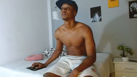 Kim  Yuk online show from 12.05.24