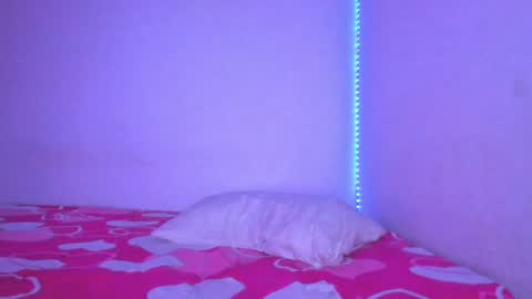 Snapshot of kimbaileys chatting on 12.15.24 kim online show from 12.15.24