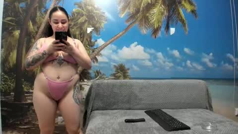 Snapshot of kimberd33 chatting on 11.14.25 Kimmy online show from 11.14.25