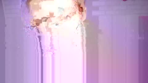 Snapshot of kimberkinks chatting on 09.29.25 Kimber Crawford online show from 09.29.25