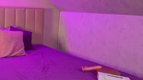 kimberlly_smith online show from 06.03.26