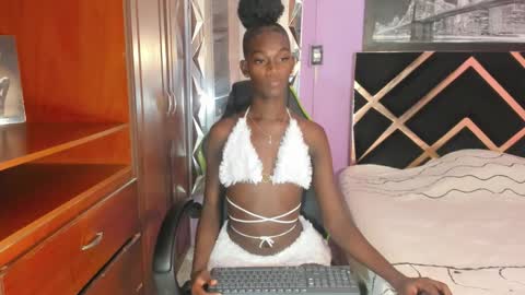 kimberly_ebonny online show from 10.24.25