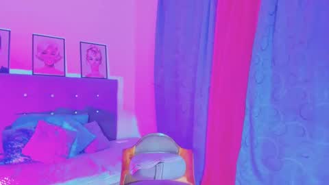 Snapshot of kimberly_thompsom chatting on 12.26.24 Your Queen KIM online show from 12.26.24