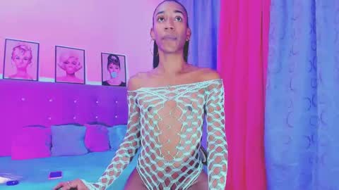 Snapshot of kimberly_thompsom chatting on 02.14.25 Your Queen KIM online show from 02.14.25