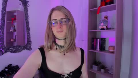 kimberly_thonson online show from 11.29.25