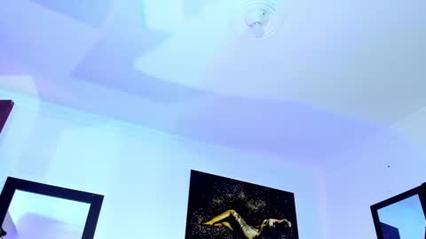 Kimberly Banks online show from 02.05.26