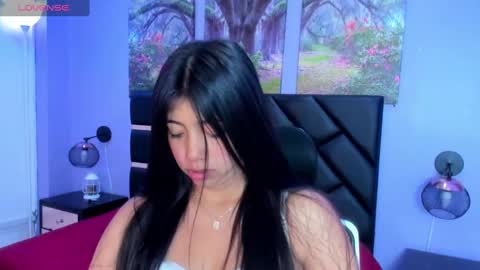 Kimberly Villalobos online show from 09.10.25