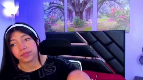 Kimberly Villalobos online show from 09.17.25