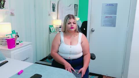 KimBrooks online show from 12.21.25