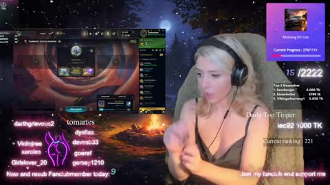 Snapshot of kimilee22 chatting on 12.17.24 Wolfs Girl online show from 12.17.24