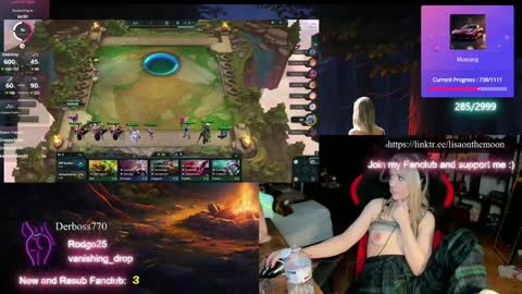 Snapshot of kimilee22 chatting on 03.06.25 Wolfs Girl online show from 03.06.25