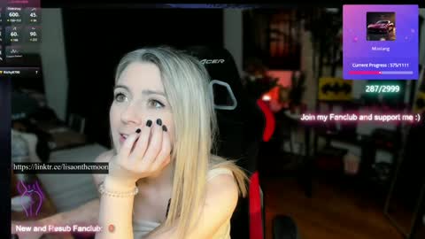 Snapshot of kimilee22 chatting on 03.06.25 Wolfs Girl online show from 03.06.25