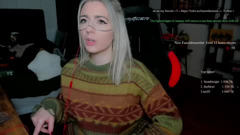 Wolfs Girl online show from 01.11.26