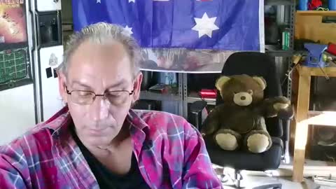 Snapshot of kimintheshed chatting on 04.25.26 kimintheshed online show from 04.25.26