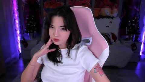 kimm wong online show from 12.21.25