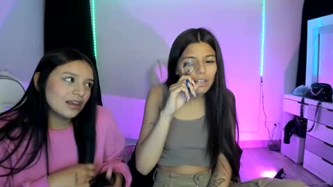 Snapshot of kimmi_foxy chatting on 12.29.24 kimmi online show from 12.29.24