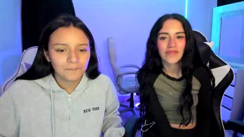 Snapshot of kimmi_foxy chatting on 03.05.25 kimmi online show from 03.05.25