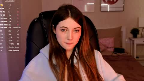 Snapshot of kimmie_shine chatting on 05.29.26 Your Kimmie follow me online show from 05.29.26