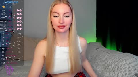 kimmy1_powell online show from 01.27.25