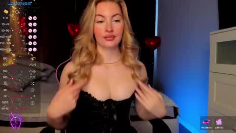 kimmy1_powell online show from 02.18.25