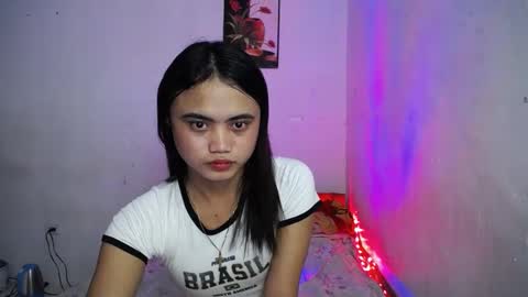 kim ejara online show from 12.02.24