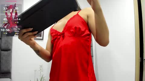 Snapshot of kimpike chatting on 05.18.26 Samara online show from 05.18.26