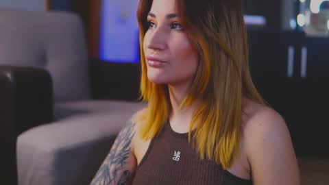 Snapshot of kimskye chatting on 01.17.25 KimSkye online show from 01.17.25