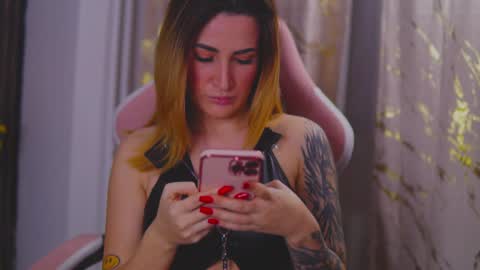 Snapshot of kimskye chatting on 02.07.25 KimSkye online show from 02.07.25