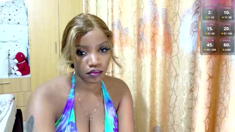 Snapshot of kimsmile_001 chatting on 09.28.25 Kim online show from 09.28.25