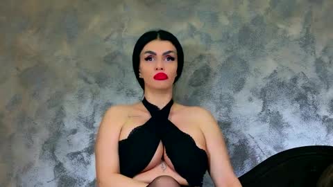 Snapshot of kimwilmes chatting on 05.20.26 Kim Wilmes online show from 05.20.26