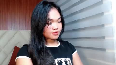 Snapshot of kina_greyx chatting on 01.19.26 kina online show from 01.19.26