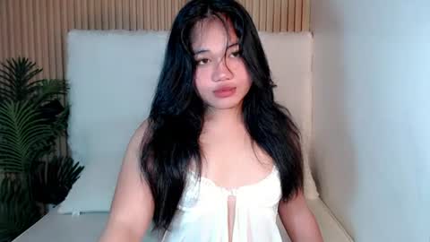 Snapshot of kina_greyx chatting on 07.14.26 kina online show from 07.14.26