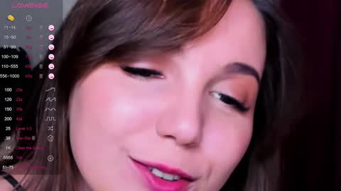 Hazel online show from 03.12.25