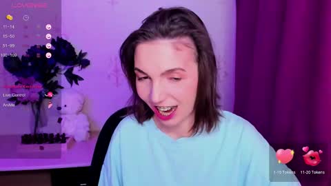 Hazel online show from 03.05.26