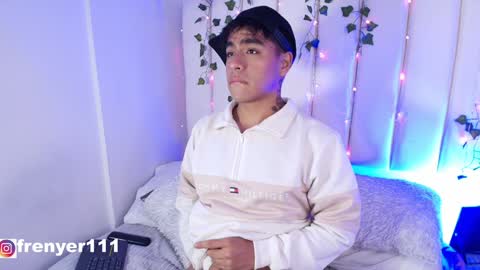 Snapshot of king_azahell chatting on 01.09.25 king help me reach 100 likes online show from 01.09.25