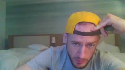 Snapshot of king_cal_ chatting on 03.11.25 king_cal_ online show from 03.11.25